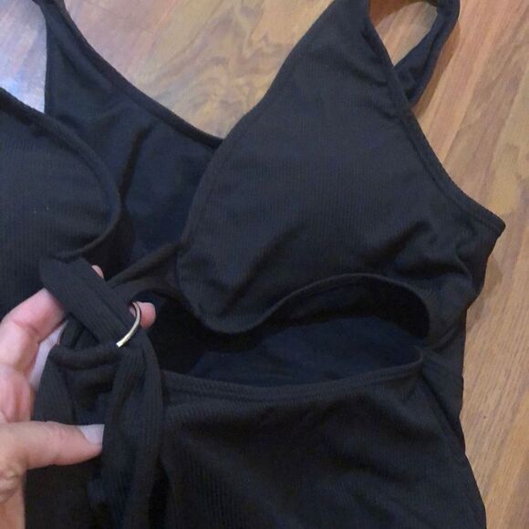 NWT Shein Black ribbed cut out front one piece swimsuit, bathing suit, size XL - Picture 6 of 7